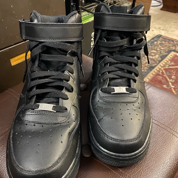 Nike Air Force 1 '07 Mid Triple Black Size 13 - Picture 6 of 11